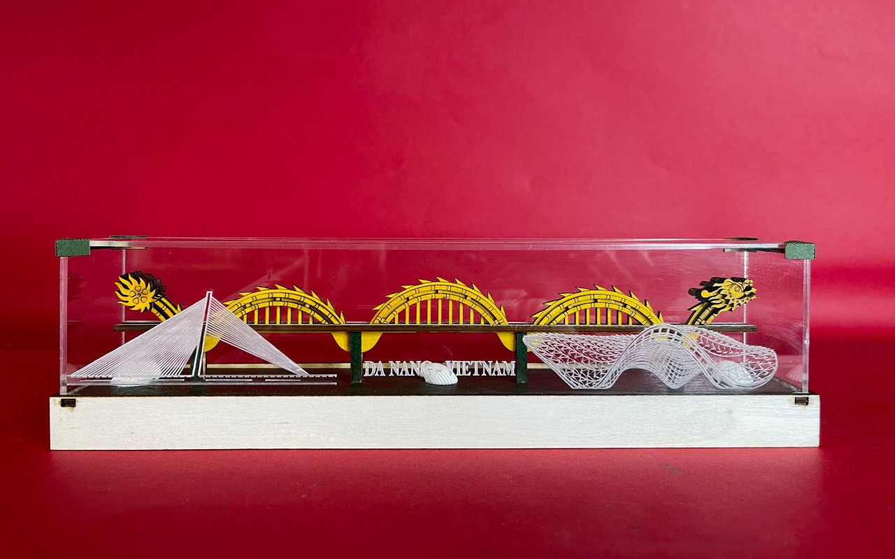 Mô Hình Cầu Rồng